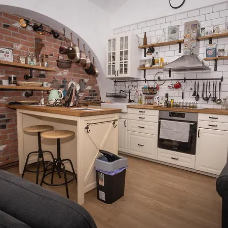 Varady's 1 Bedroom In Historic Center * Košice