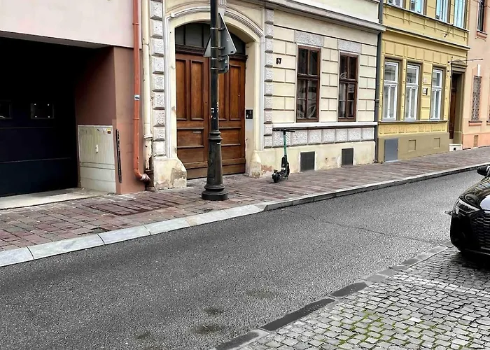 Appartamento Varady's 1 Bedroom In Historic Center *